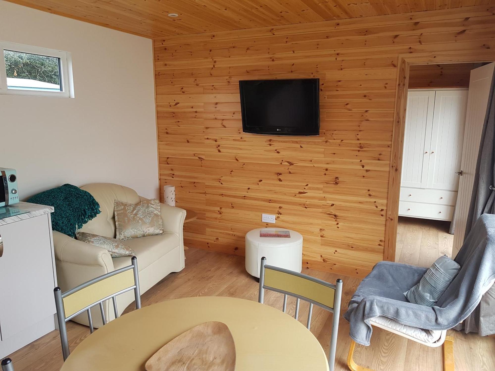 Acorn Camping And Caravan Park Llantwit Major Exterior foto